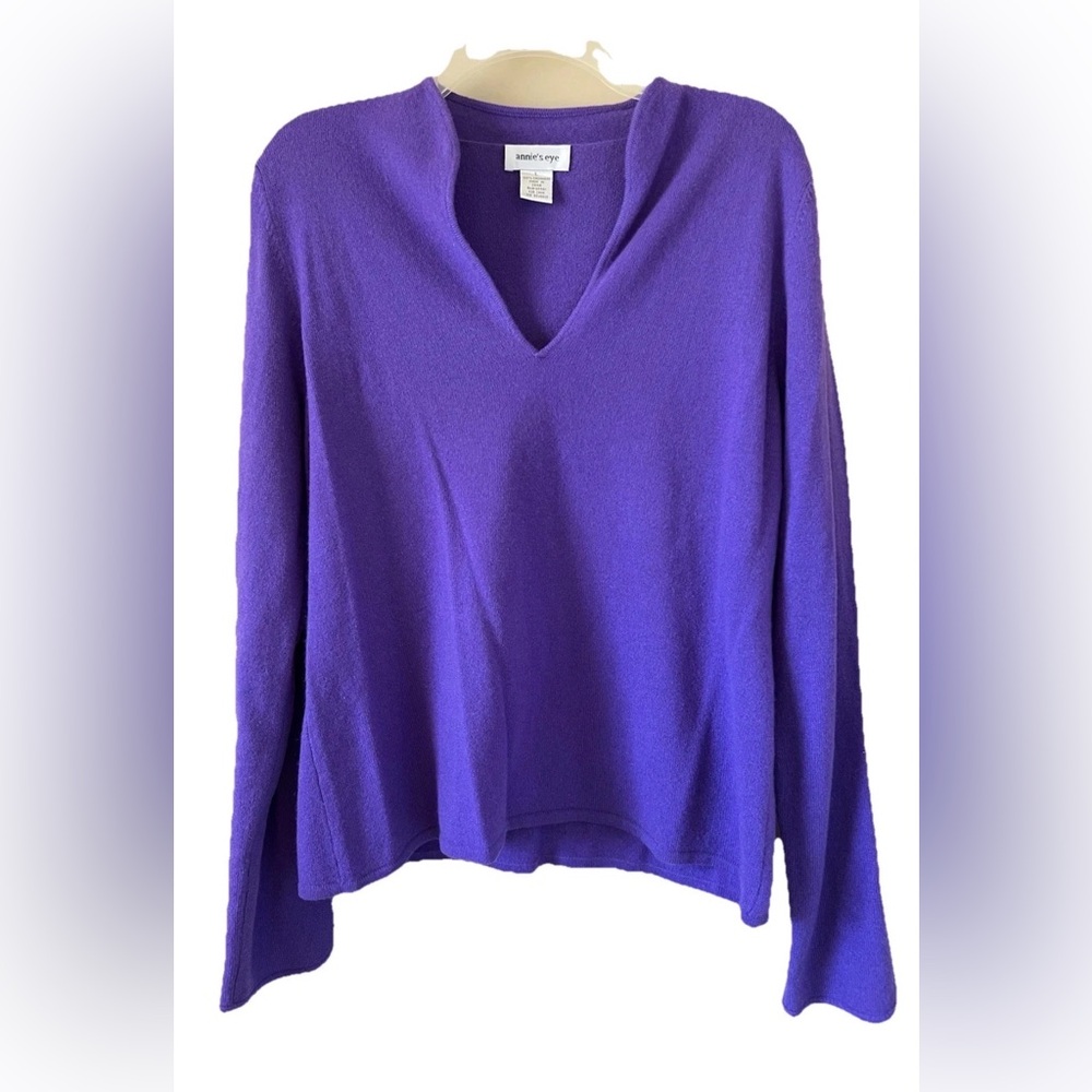 Annie’s Eye Cashmere V Neck Sweater L Liliac